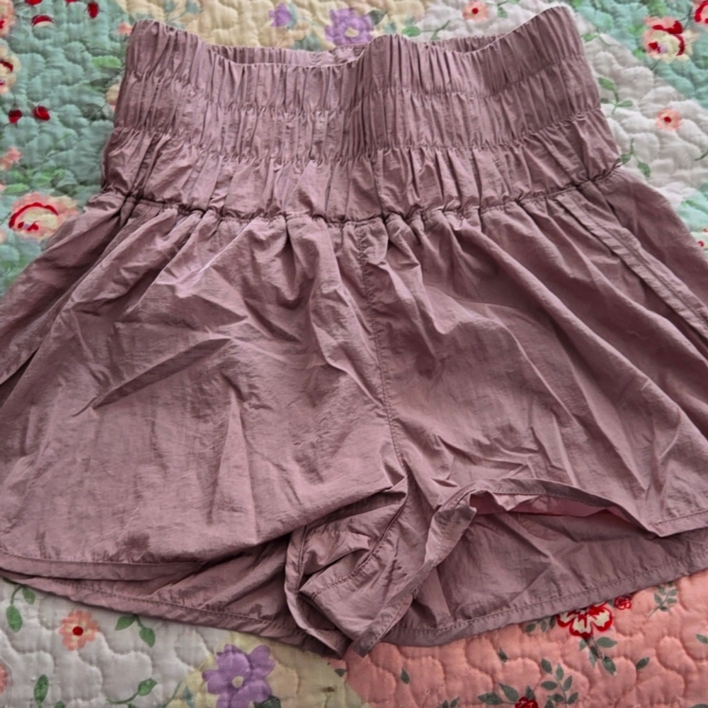 Free People shorts  size Medium light mauve/purple color